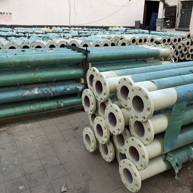Polyurethane pipe lining